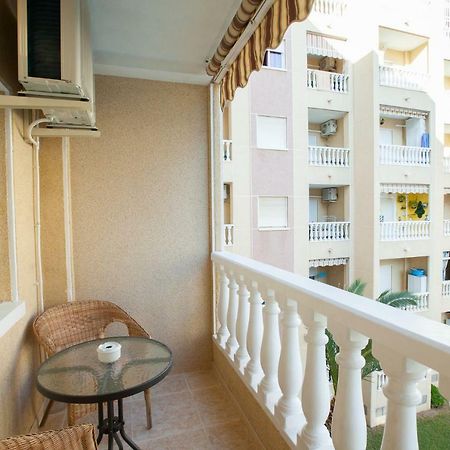 Apartment On San Julian Торевьиа Экстерьер фото