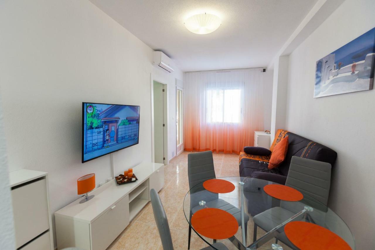 Apartment On San Julian Торевьиа Экстерьер фото