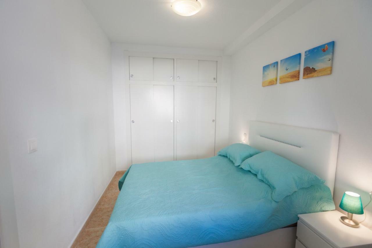 Apartment On San Julian Торевьиа Экстерьер фото